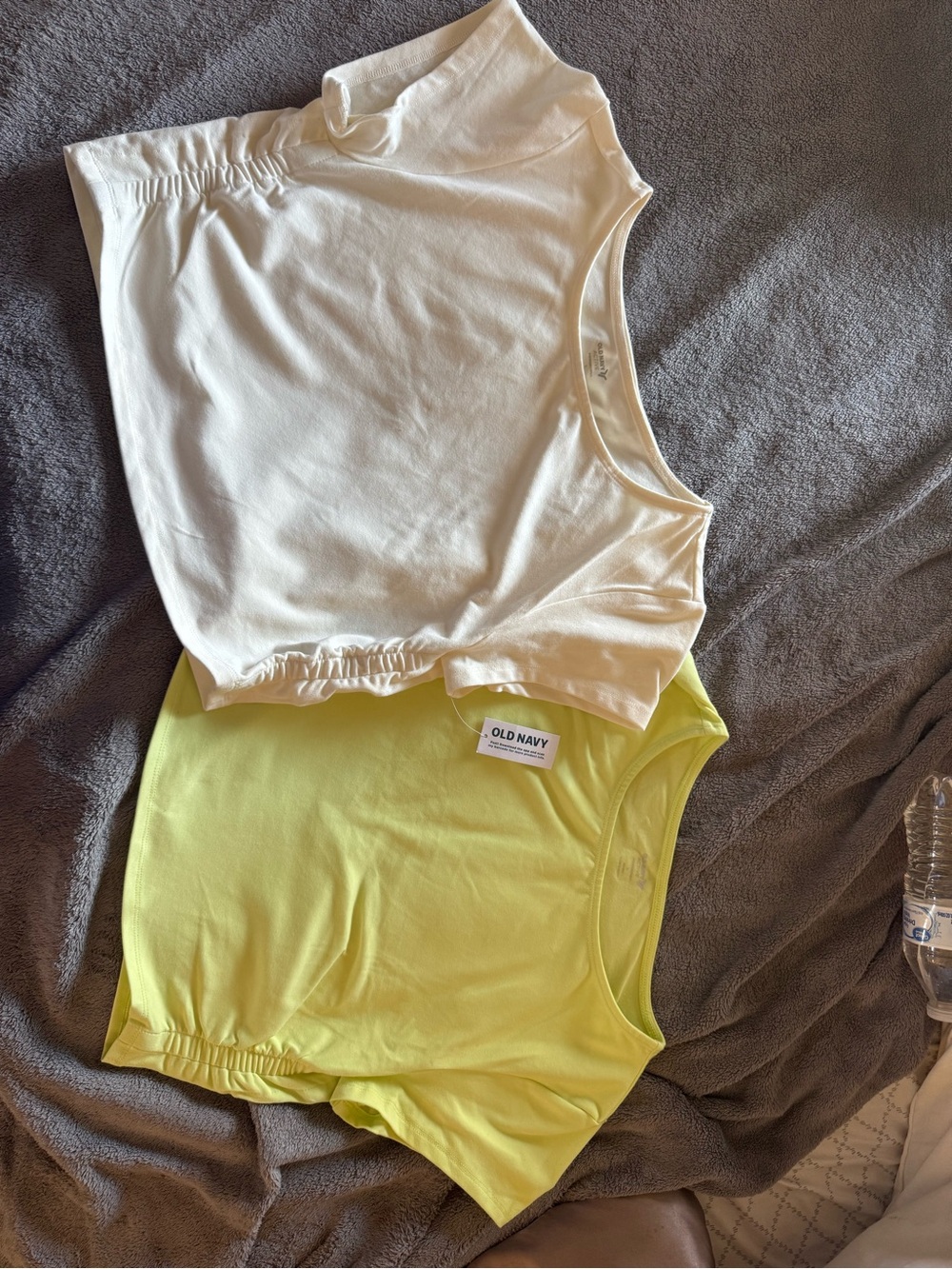 Old Navy Yellow and White Short Sleeve Tee Duo